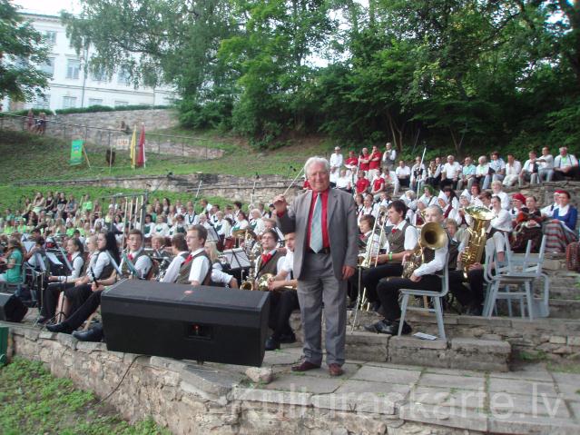 Orķestris Gaujienā